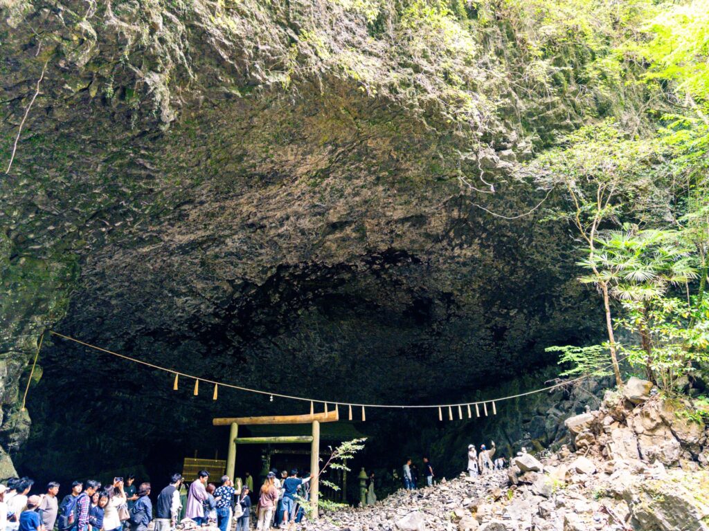 天安河原