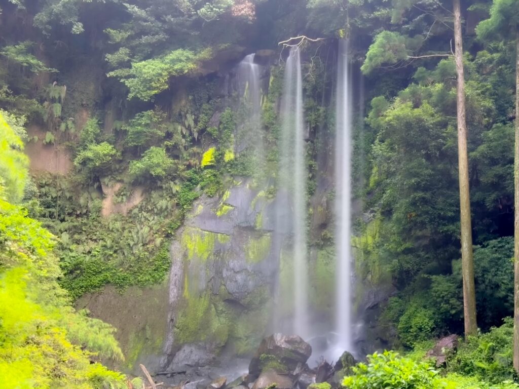 桂巻の滝（寿老人の滝）