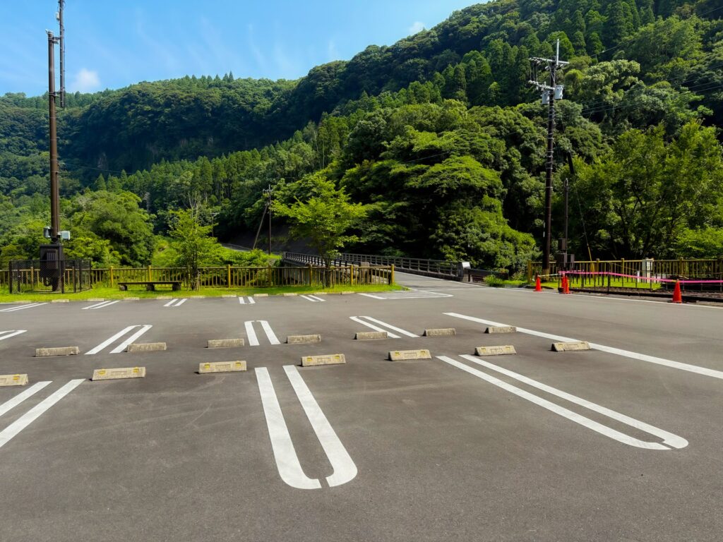雄川の滝 駐車場