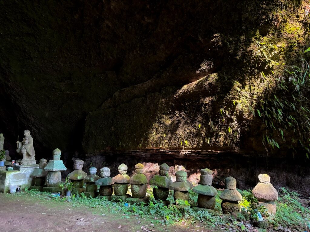 観音淵中世古石塔群