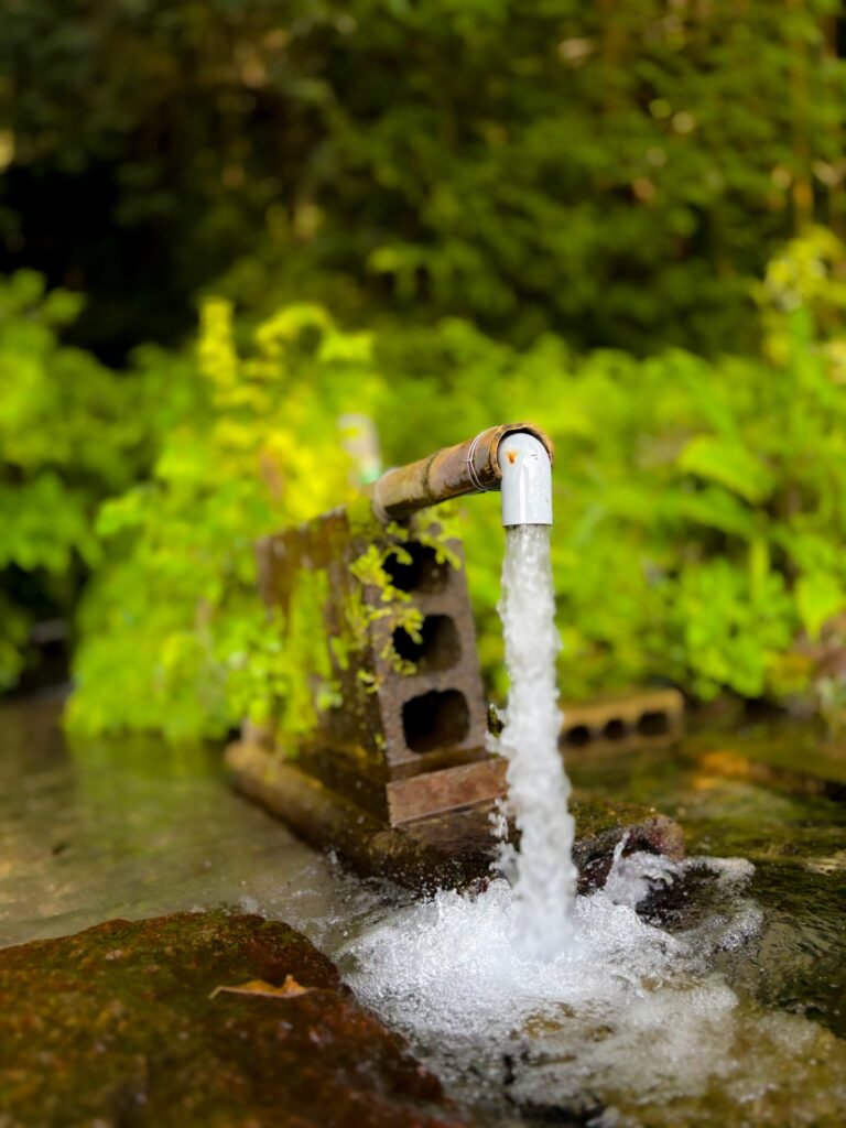観音淵中世古石塔群 水くみ場